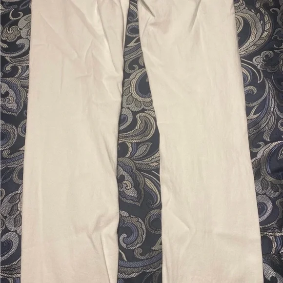 White Ripped Jeans - Picture 4 of 9